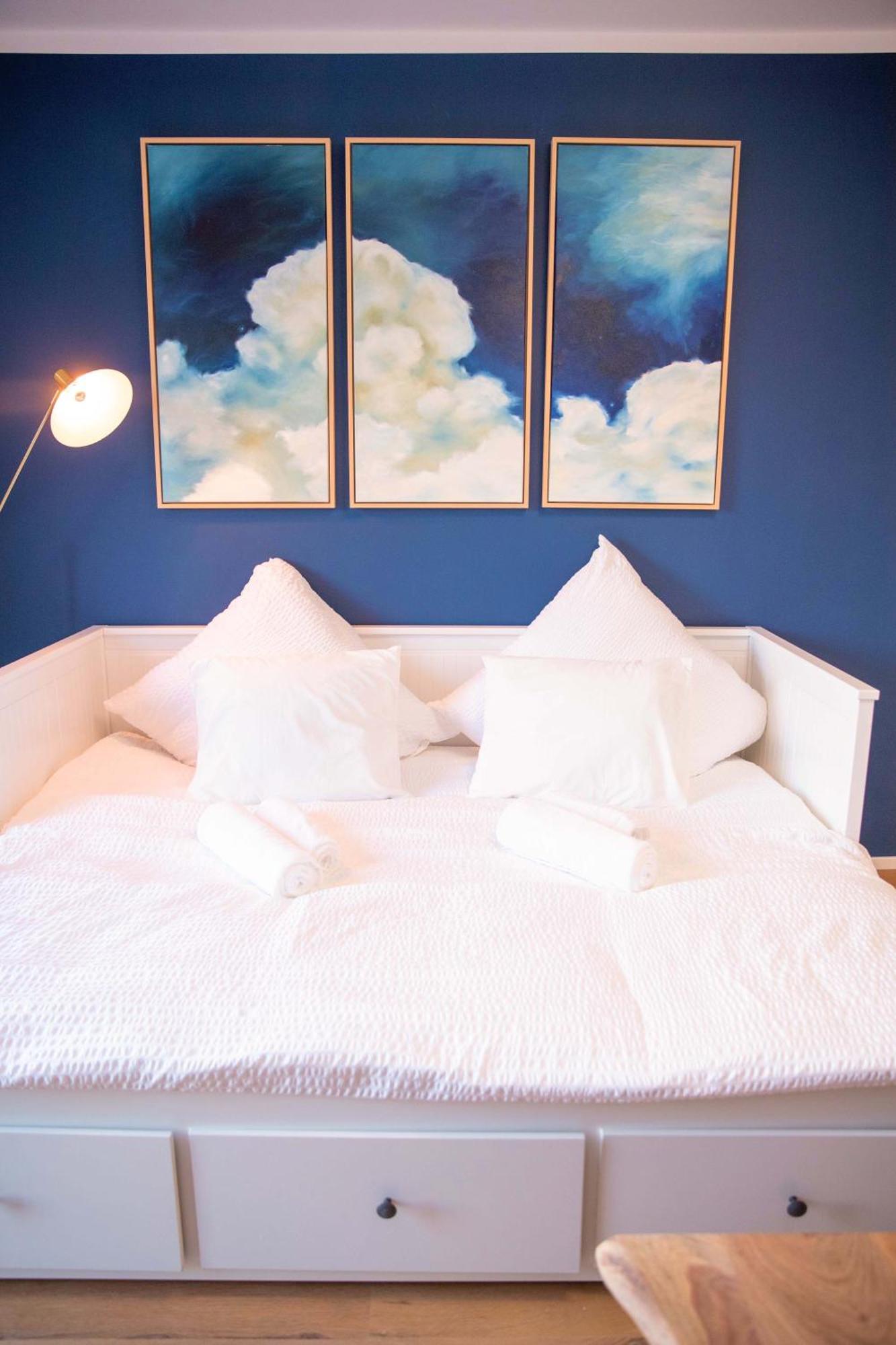 Apartment Blue In Center